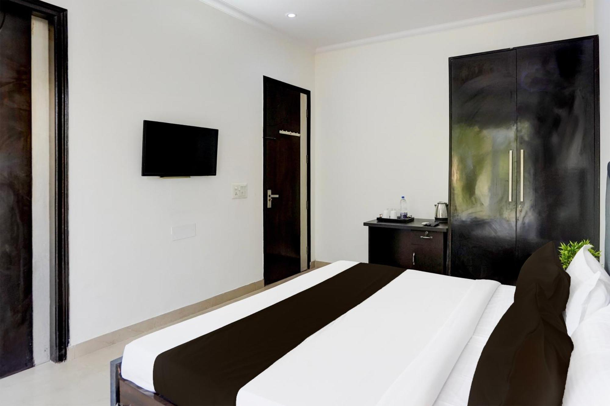 Super Townhouse Sector 53 Golf Course Road Διαμέρισμα Γκουργκάον Εξωτερικό φωτογραφία