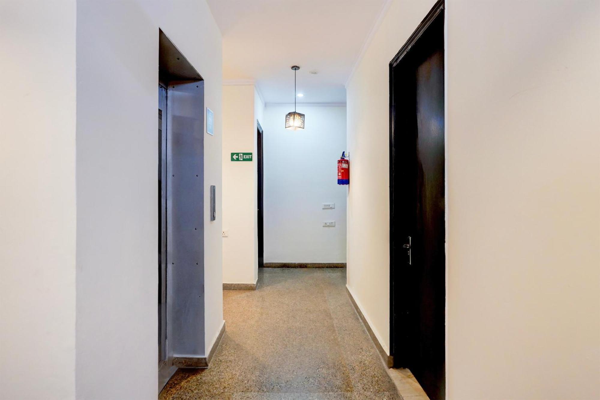 Super Townhouse Sector 53 Golf Course Road Διαμέρισμα Γκουργκάον Εξωτερικό φωτογραφία