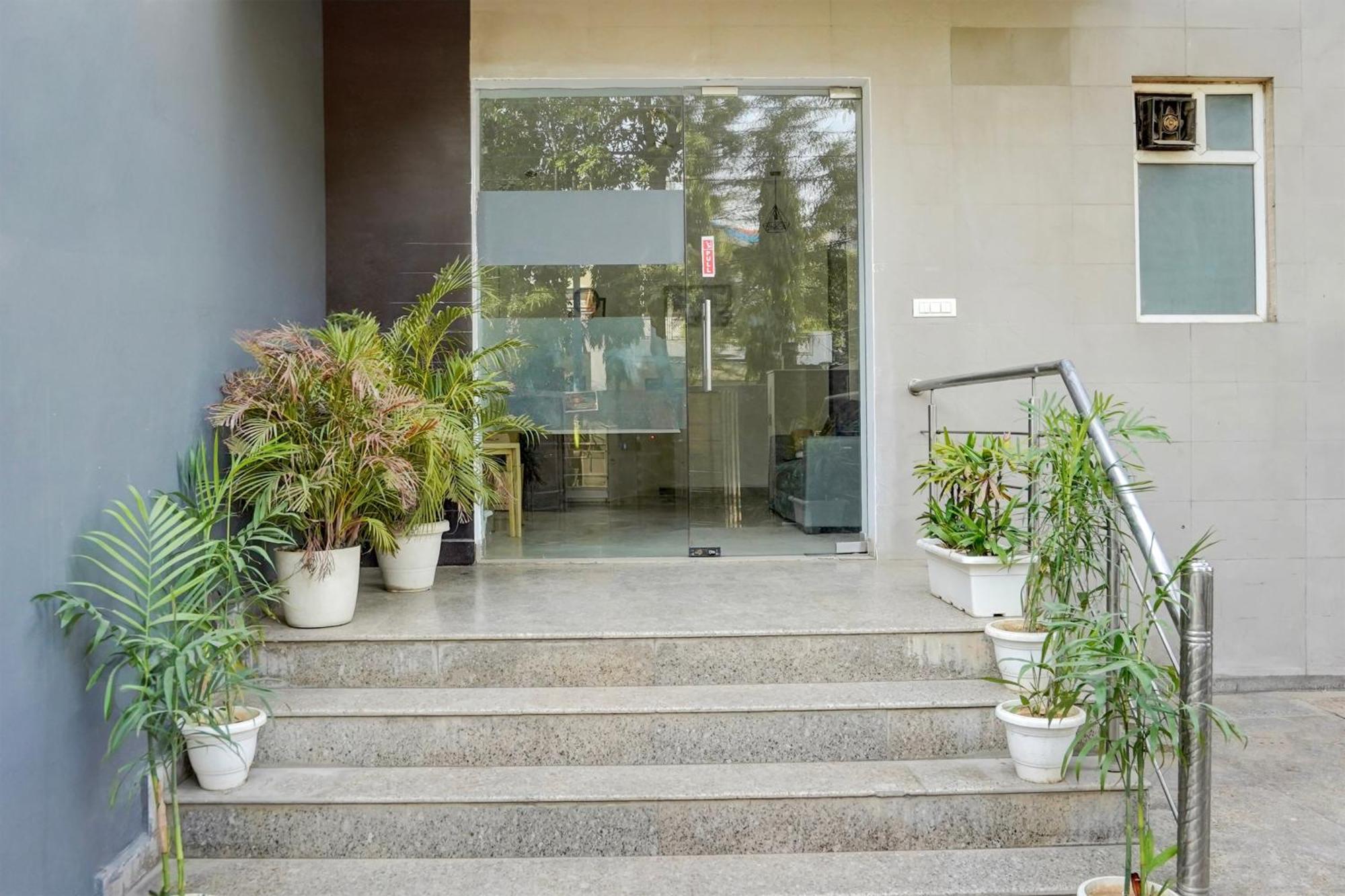 Super Townhouse Sector 53 Golf Course Road Διαμέρισμα Γκουργκάον Εξωτερικό φωτογραφία