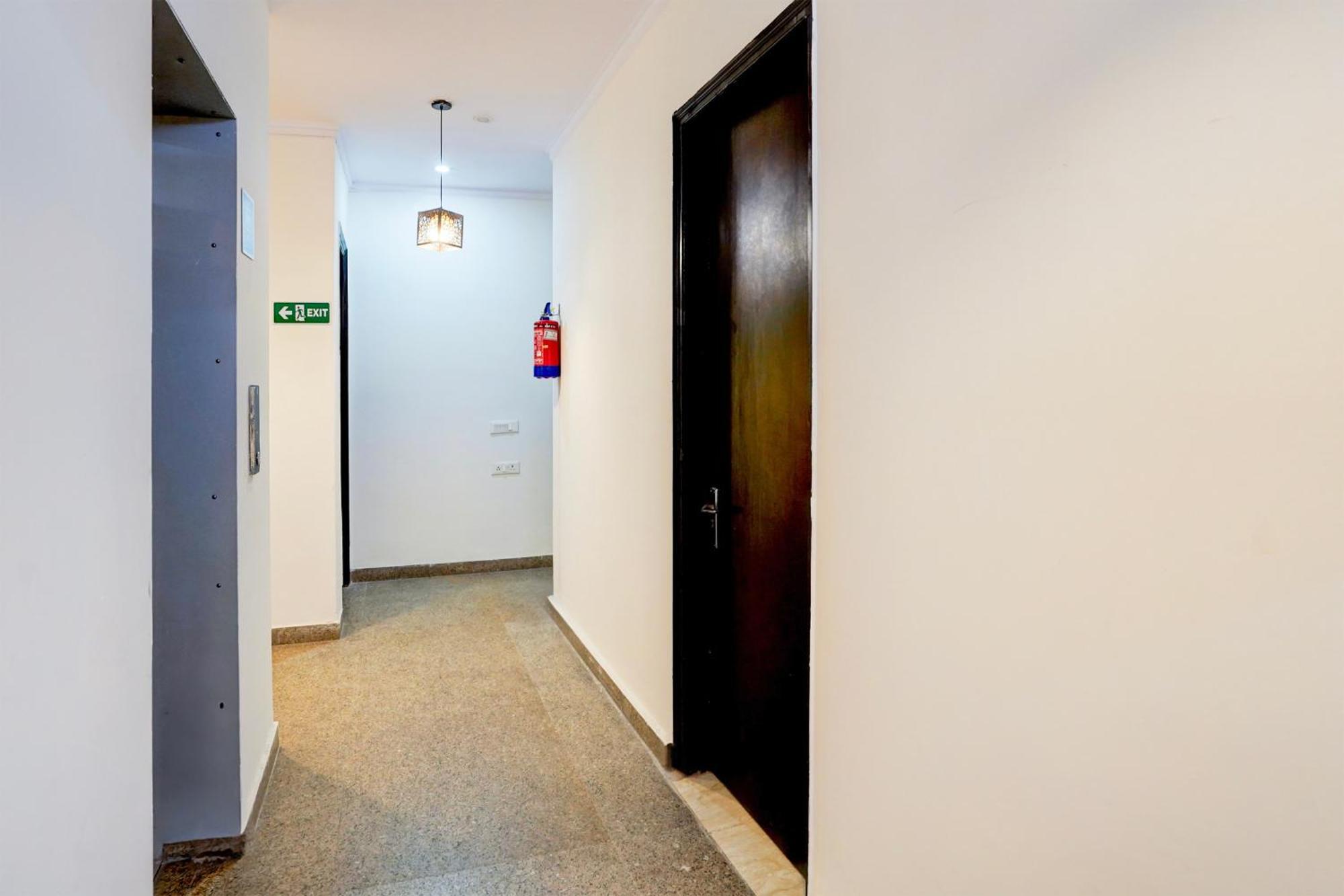 Super Townhouse Sector 53 Golf Course Road Διαμέρισμα Γκουργκάον Εξωτερικό φωτογραφία